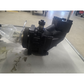 Hydraulikkmotor Fres PB Paana, omb. sporfres ***BRUKT***